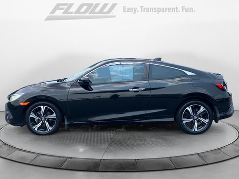 Used 2016 Honda Civic Touring image 5