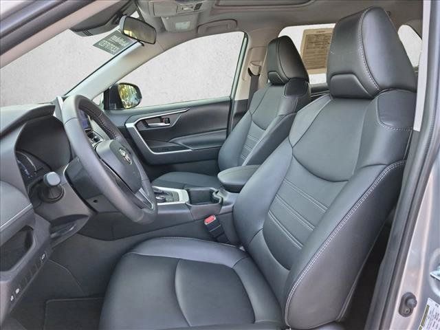 Used 2024 Toyota RAV4 XLE Premium AWD/4WD image 17