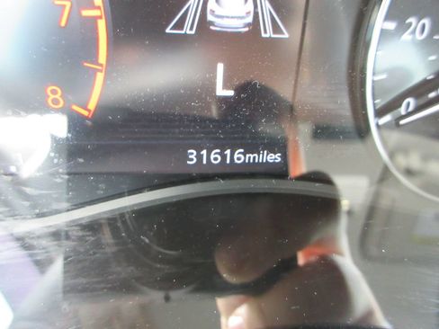 Used 2023 Nissan Kicks SR w/ SR Premium Package FWD image 25