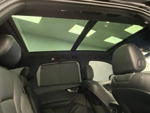 Used 2019 Audi Q7 3.0T Prestige w/ Prestige Package image 40