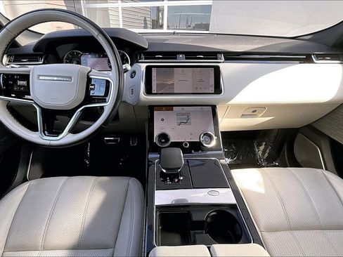 Used 2022 Land Rover Range Rover Velar R-Dynamic S image 15