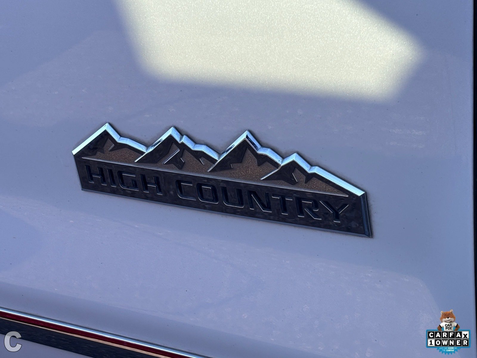 Used 2019 Chevrolet Silverado 2500 High Country w/ Duramax Plus Package AWD/4WD image 9