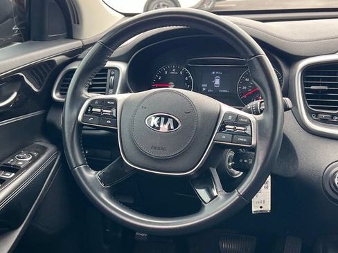 Used 2020 Kia Sorento LX w/ LX I4 Convenience Package AWD/4WD image 16