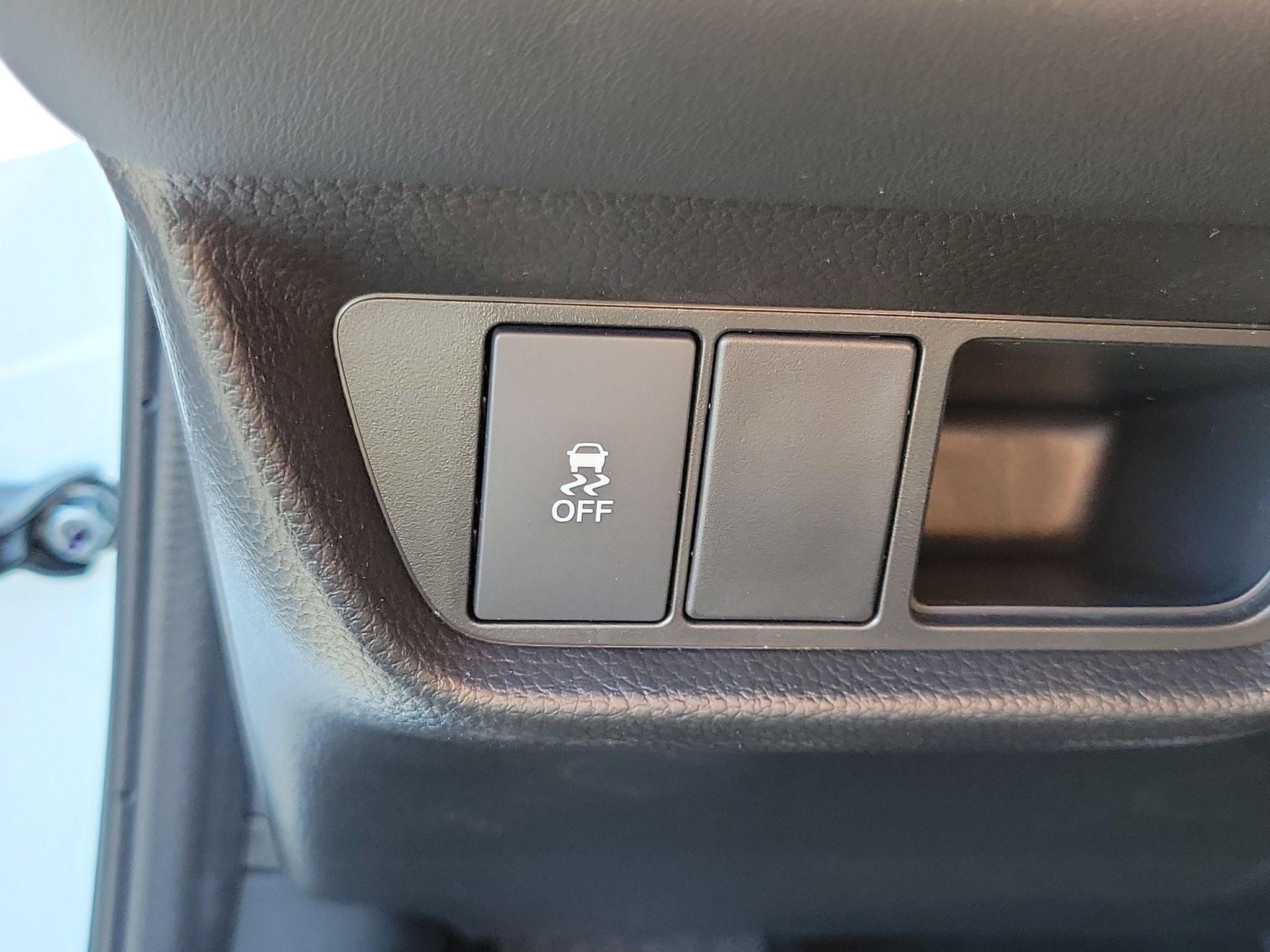 New 2027 Honda HR-V LX image 9