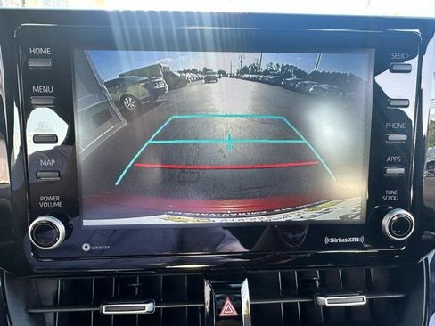 Used 2022 Toyota Corolla SE FWD image 11