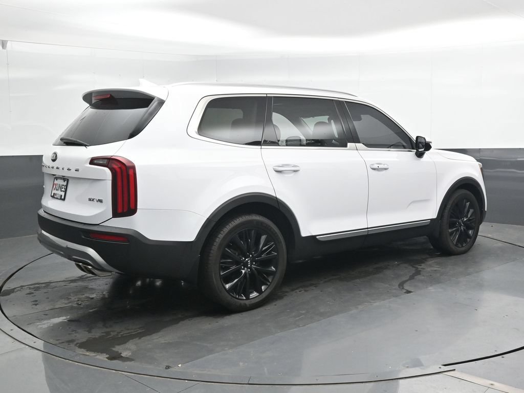 Used 2021 Kia Telluride SX w/ SX Prestige Package AWD/4WD image 3