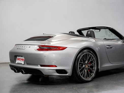 Used 2018 Porsche 911 Carrera S RWD image 36