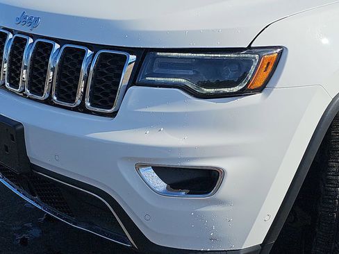 Used 2022 Jeep Grand Cherokee Limited w/ Trailer Tow Group IV image 35