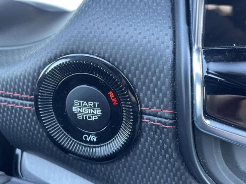 Certified 2025 Jeep Compass Trailhawk AWD/4WD image 12