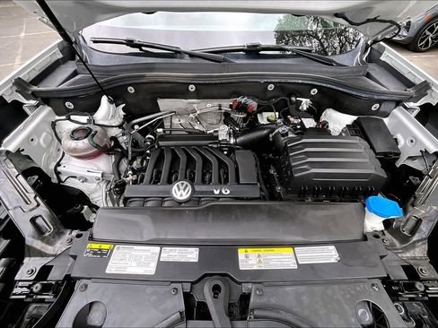 Used 2021 Volkswagen Atlas Cross Sport SEL Premium R-Line image 30