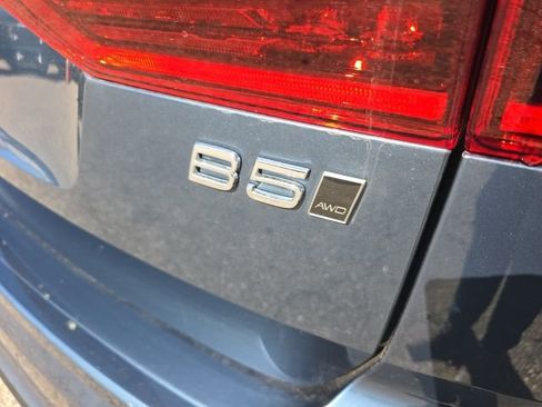 New 2026 Volvo XC60 B5 Plus w/ Climate Package AWD/4WD image 12