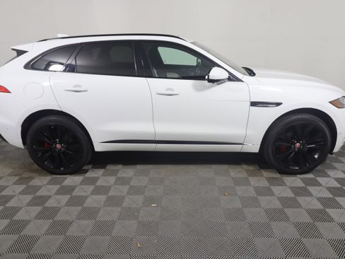 Used 2019 Jaguar F-PACE S AWD/4WD image 6