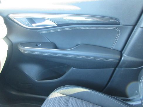 Certified 2021 Buick Envision Preferred w/ Sport Touring Package image 34