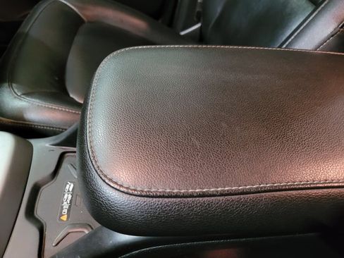 Used 2018 Chevrolet Colorado ZR2 w/ ZR2 Midnight Special Edition image 35