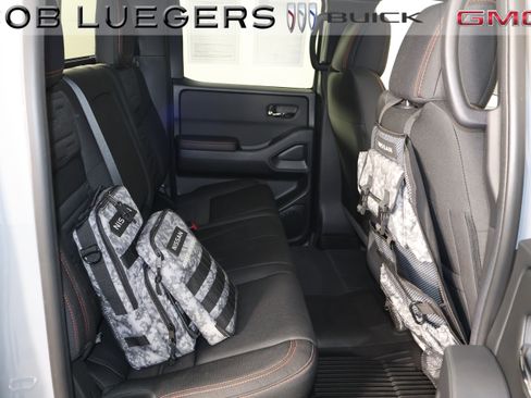 Used 2025 Nissan Frontier PRO-4X w/ Interior Protection Package AWD/4WD image 17