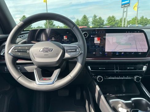 New 2026 Chevrolet Traverse Z71 image 5