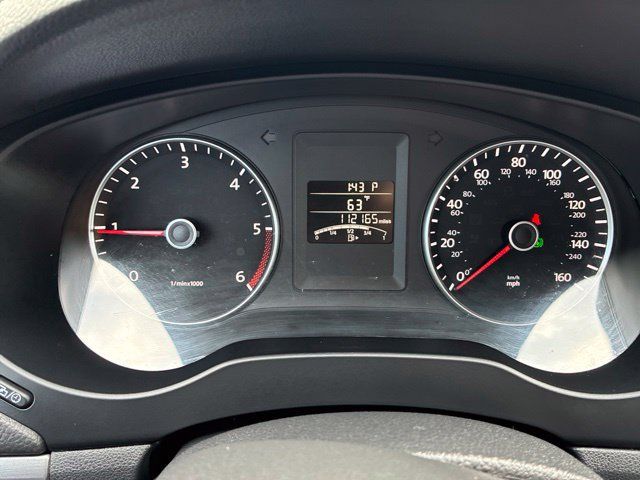 Used 2013 Volkswagen Jetta TDI FWD image 23