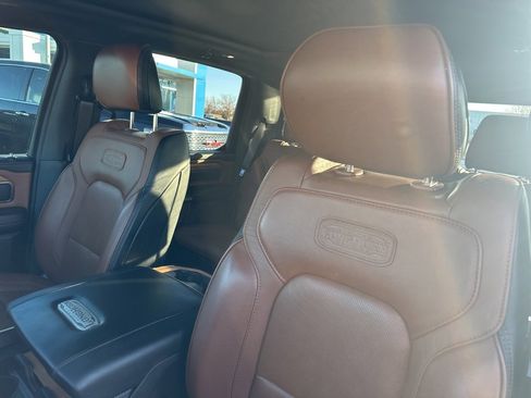 Used 2023 RAM 1500 Limited w/ Body Color Bumper Group image 17