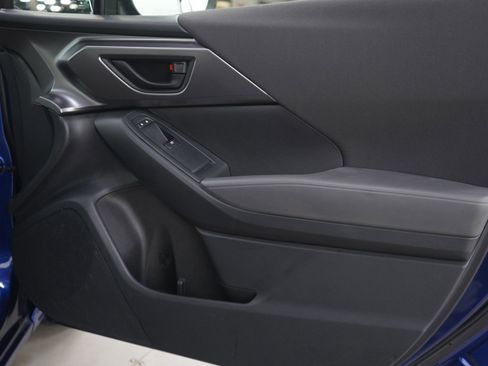 Used 2024 Subaru Impreza 2.0i image 9