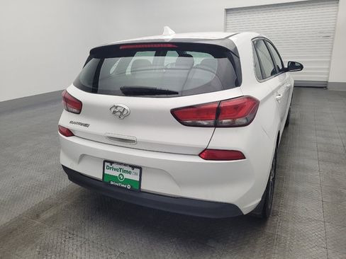 Used 2018 Hyundai Elantra GT image 7