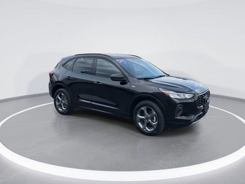 Certified 2023 Ford Escape ST-Line w/ Tech Pack #1 AWD/4WD image 1