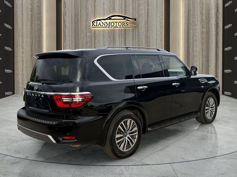 Used 2021 Nissan Armada SV w/ SV Appearance Package image 7