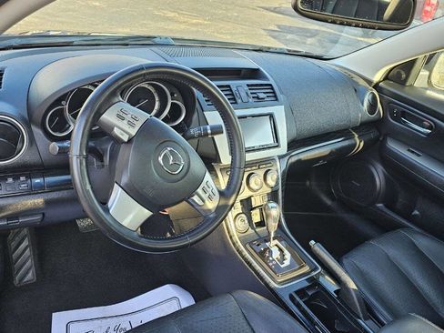 Used 2009 MAZDA MAZDA6 i Grand Touring w/ Moonroof & Bose Pkg image 13