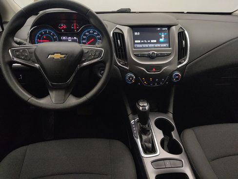 Used 2017 Chevrolet Cruze LT w/ Convenience Package FWD image 22