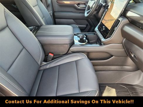 New 2026 GMC Yukon XL Elevation w/ LPO, Floor Liner Package image 10