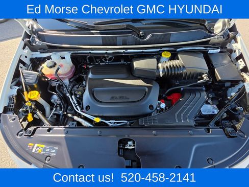 Used 2025 Chrysler Pacifica Limited FWD image 22