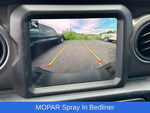 Used 2022 Jeep Gladiator Sport AWD/4WD image 12