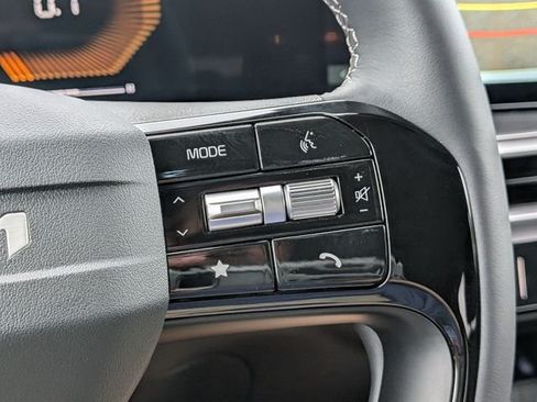 New 2026 Kia Sorento LX FWD image 26