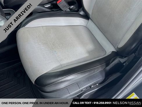 Used 2018 Chevrolet Trax LT w/ Driver Confidence Package image 18