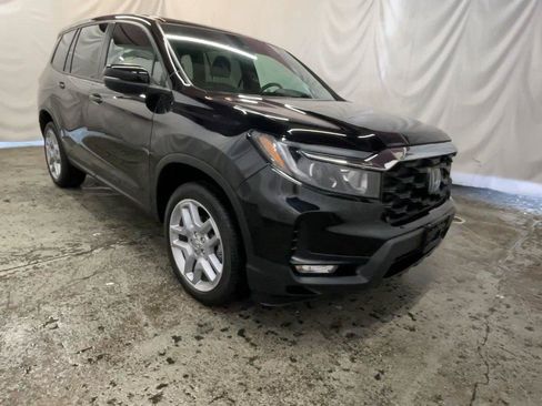 Certified 2024 Honda Passport EX-L image 2