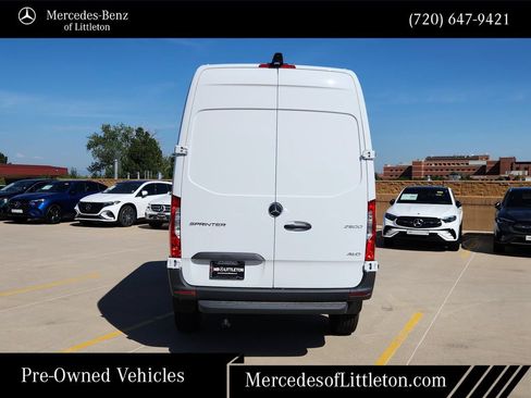 Used 2025 Mercedes-Benz Sprinter 2500 image 6