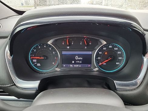 Used 2023 Chevrolet Traverse LT w/ Rear Camera Mirror Package image 26