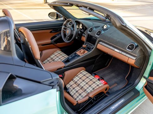 Used 2025 Porsche 718 Boxster Spyder RS RWD image 13