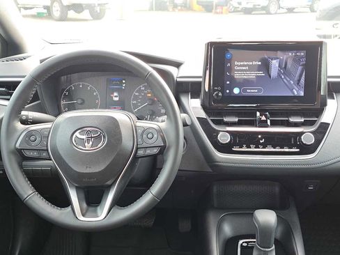 Used 2025 Toyota Corolla SE image 22