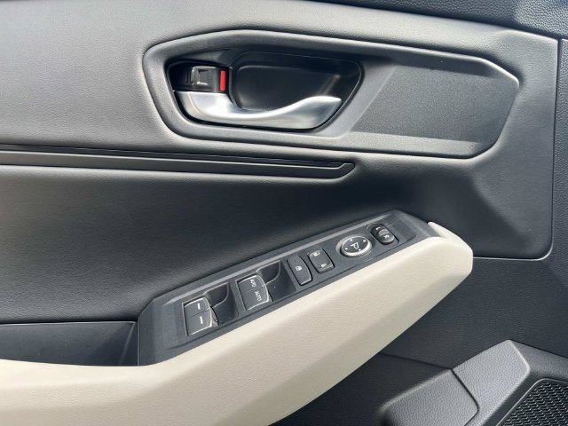 Certified 2025 Honda Accord SE image 16