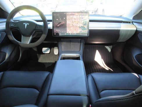 Used 2023 Tesla Model 3 Standard Range RWD image 12