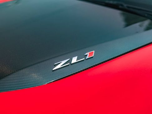 Used 2018 Chevrolet Camaro ZL1 RWD image 14