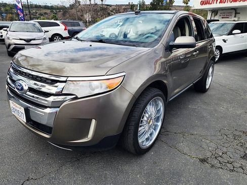 Used 2013 Ford Edge SEL image 27
