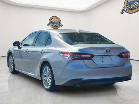 Used 2018 Toyota Camry XLE w/ Audio Package FWD image 7