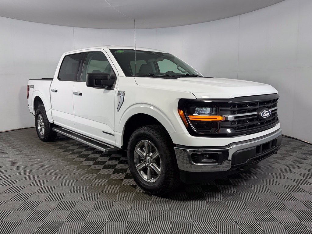 Used 2025 Ford F150 XLT w/ Equipment Group 301A Standard AWD/4WD image 4