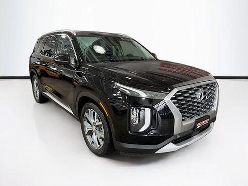 Used 2020 Hyundai Palisade SEL w/ Premium Package image 3