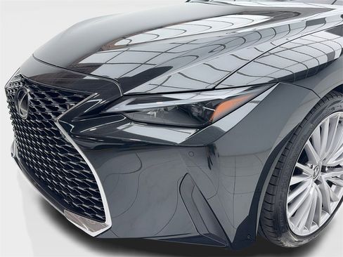 Used 2025 Lexus IS 300 300 CAM,SUNROOF,CLMT STS,BLIND w/ Premium Package image 5