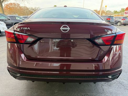Used 2023 Nissan Altima 2.5 SV FWD image 4