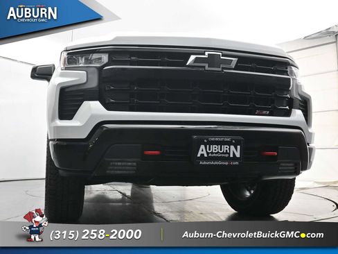 Used 2025 Chevrolet Silverado 1500 LT Trail Boss AWD/4WD image 19