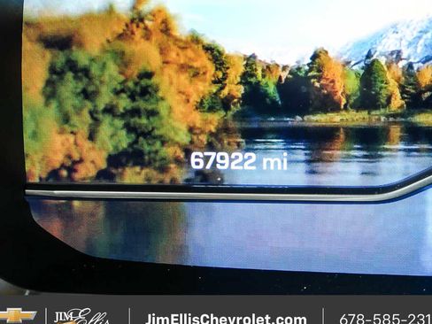 Used 2023 Chevrolet Suburban High Country w/ LPO, Illumination Package AWD/4WD image 9