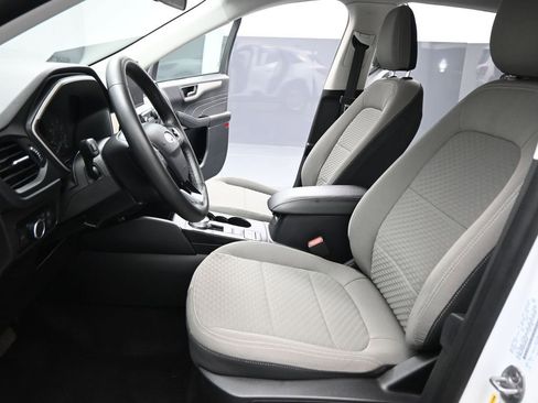 Certified 2022 Ford Escape SE w/ Convenience Package image 10